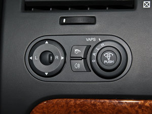 2011款1.8L 自动豪华版 空间座椅