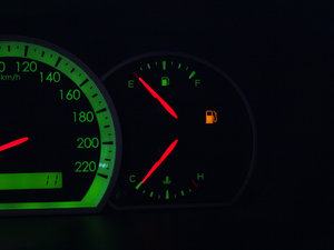 20121.8L ԄӺA п؅^