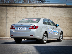 2012款1.8L 自动豪华版 整体外观