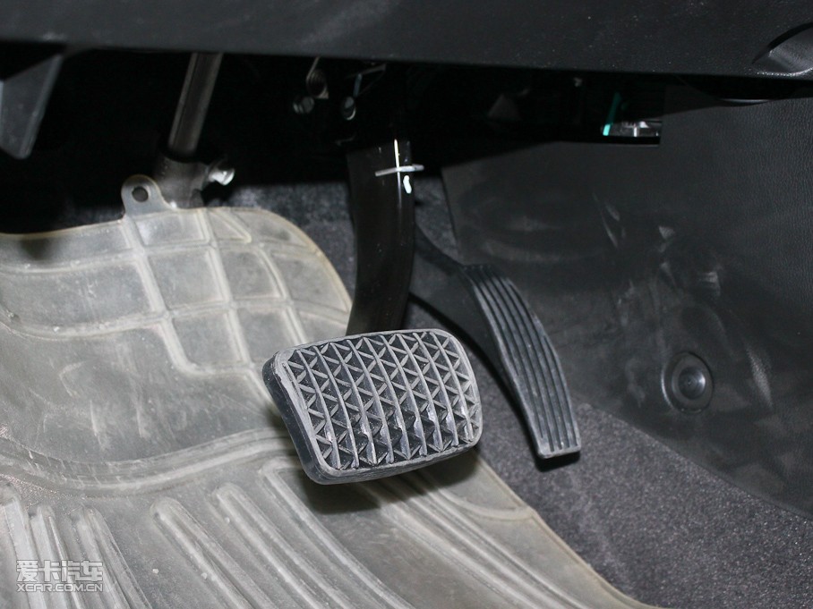 2011?li)?i)ΨWɎ 1.6 SX AT