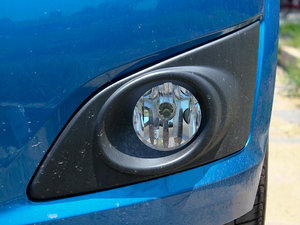 2011款1.6 SX MT  前雾灯