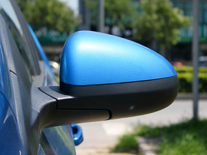 2011款1.6 SX MT  后视镜