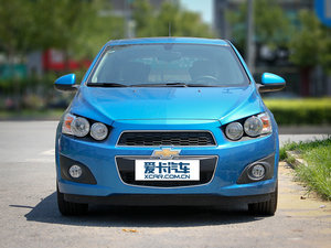 2011款1.6 SX MT  正前