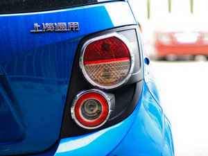 2011款1.4 SE AT 尾灯