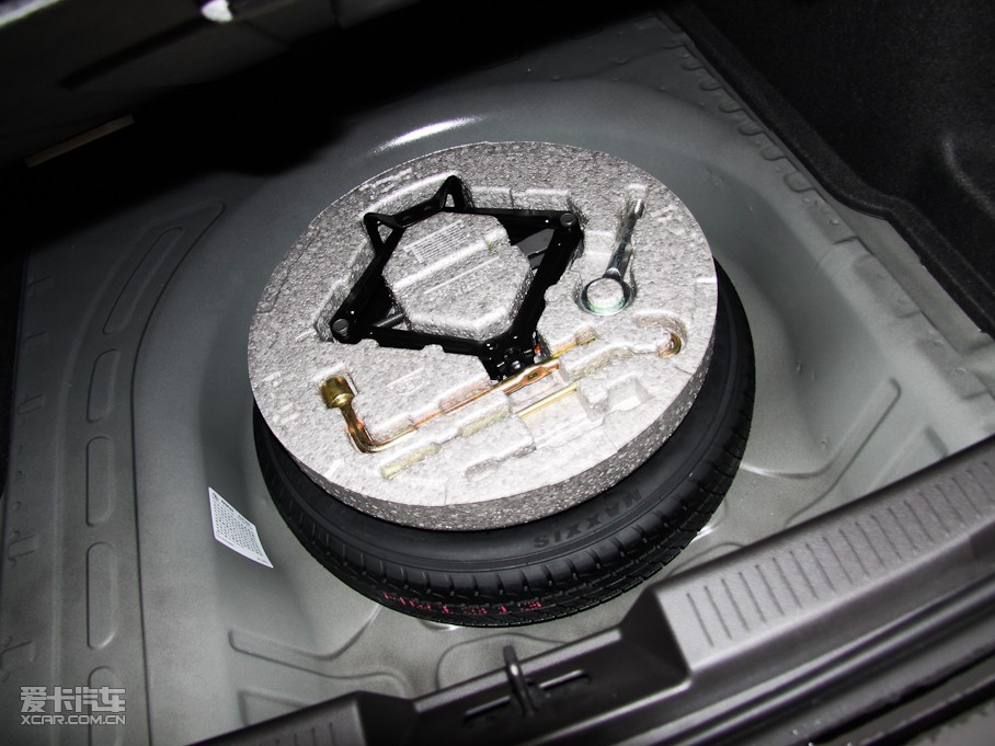 2011(i)ΨW 1.6 SX AT