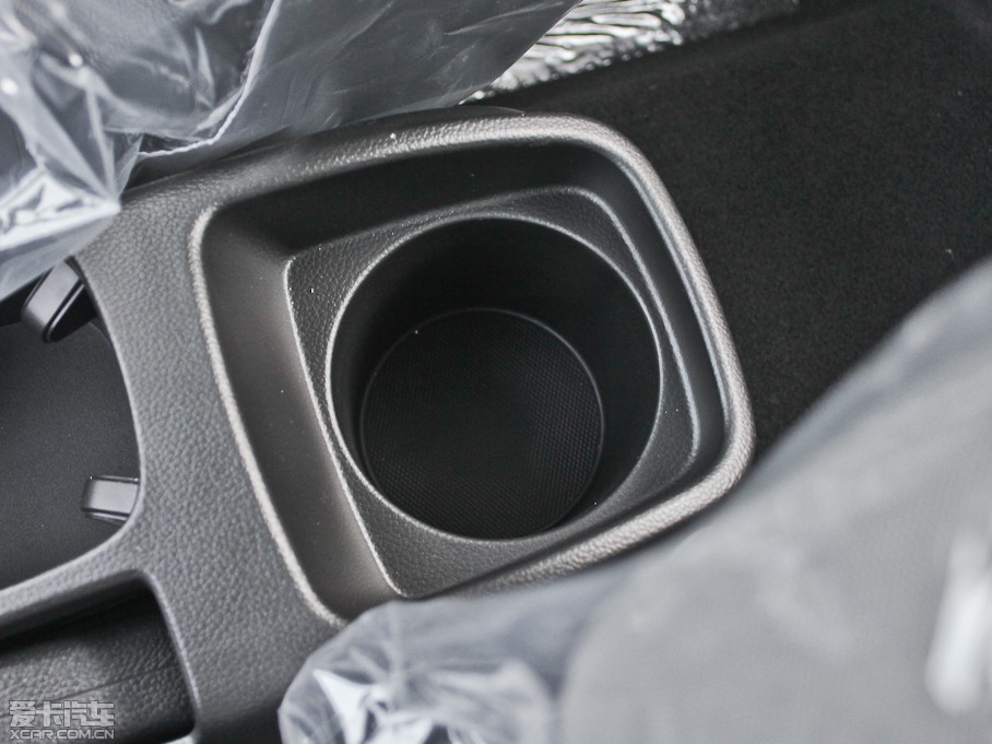 2011?li)?i)ΨW 1.4 SE MT