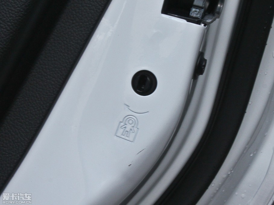 2011(i)ΨW 1.4 SL MT