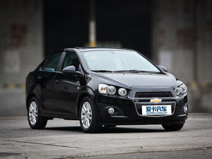 2011款1.6 SX MT 整体外观