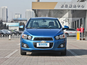 2011款1.4 SE MT 整体外观