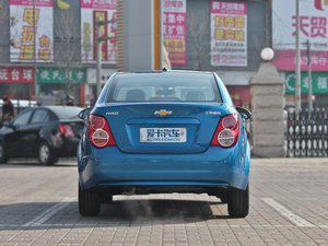 2011款1.4 SE MT 整体外观