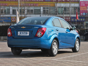 2011款1.4 SE MT 整体外观