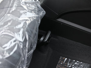 2011款1.4 SL MT 空间座椅