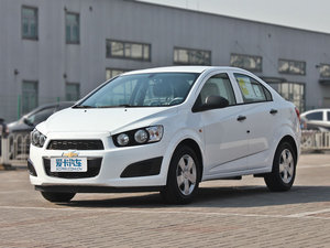 2011款1.4 SL MT 整体外观