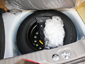2011款1.4L EMT幸福版 其它
