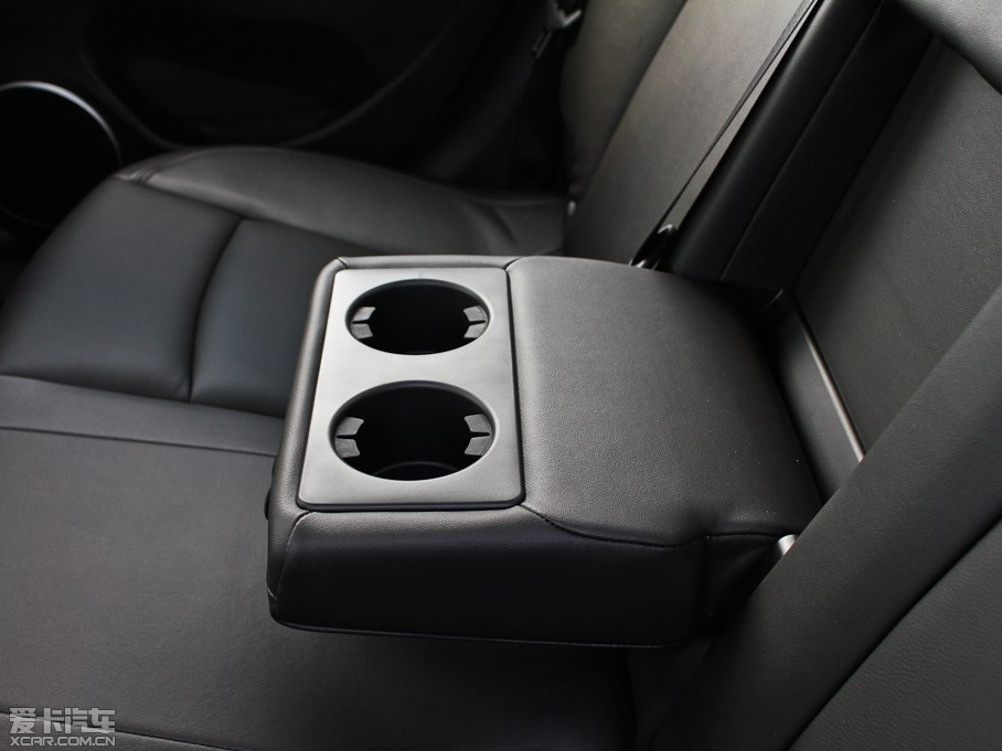 2012�����Ɲ���� 1.8L �Ԅ� SX