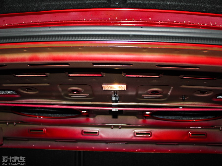 2012�����Ɲ���� 1.8L �Ԅ� SX