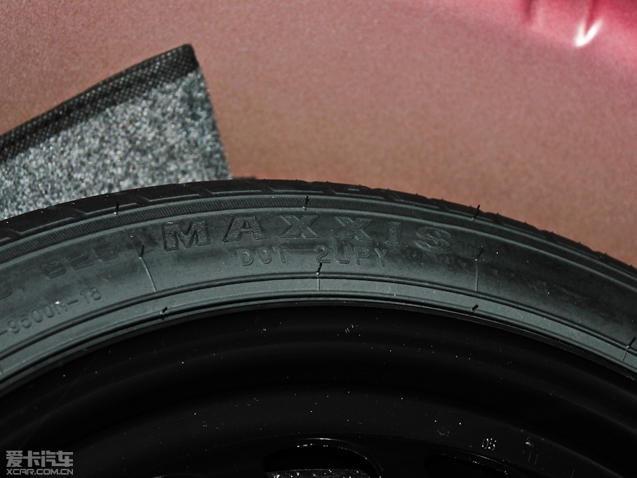 2012�����Ɲ���� 1.8L �Ԅ� SX