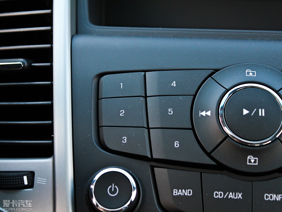 2012Ɲ 1.6L Ԅ(dng) SLذ