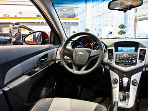 2012款1.6L 自动 SE 空间座椅