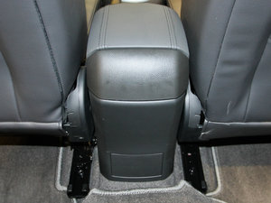 2012款1.6L 自动 SE 空间座椅
