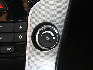 2012款1.8L 自动 SX 中控区