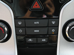 2012款1.8L 自动 SX 中控区