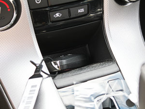 2012款1.8L 自动 SX 中控区