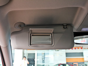 2012款1.6L 自动 SL天地版 空间座椅