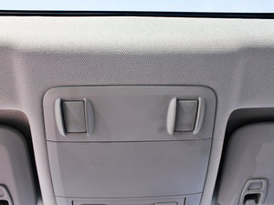 2012款1.6L 自动 SL天地版 空间座椅