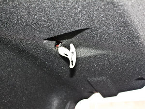 20121.6L Ԅ(dng) SLذ 