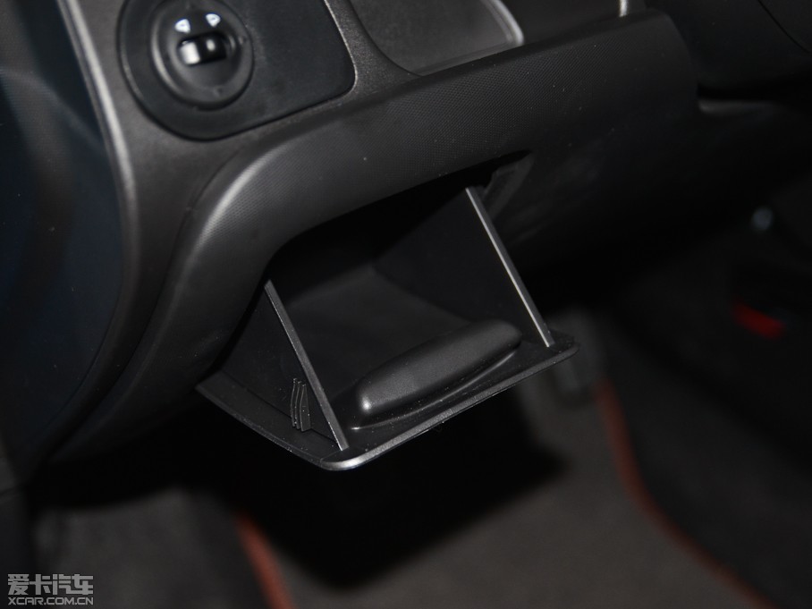 2013��ِ�W���� 1.4L �քӃ����Ҹ���