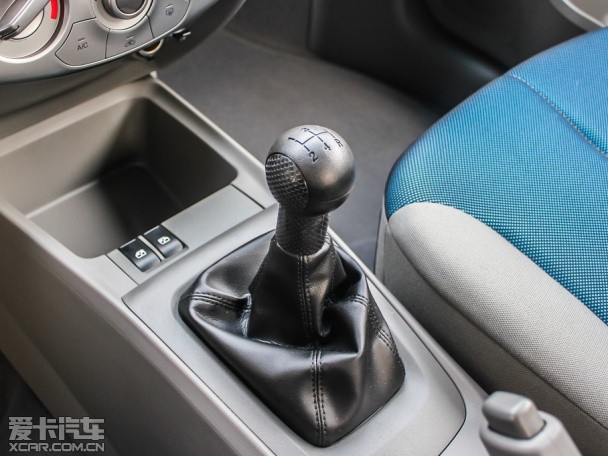 上海通用雪佛蘭2013款賽歐三廂