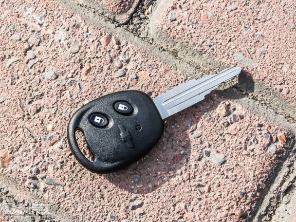 上海通用雪佛蘭2013款賽歐三廂