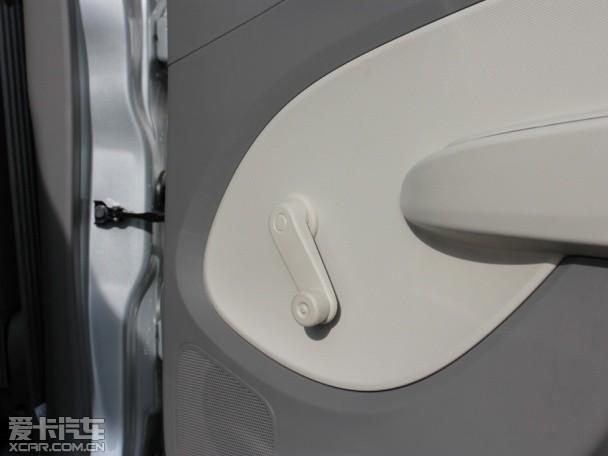 上海通用雪佛蘭2013款賽歐三廂