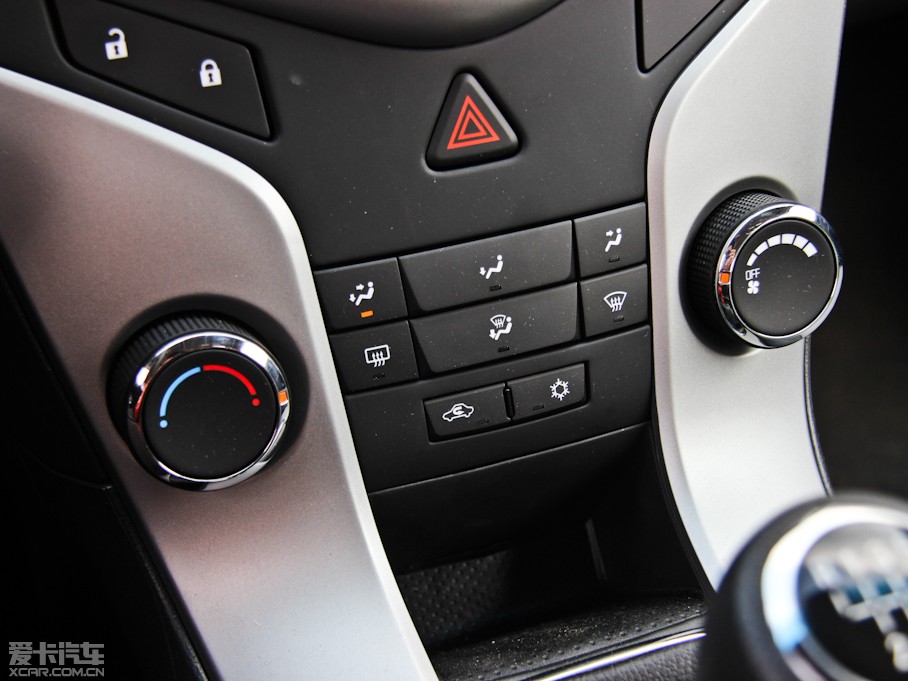 2013�����Ɲ���� 1.6L �ք� SE