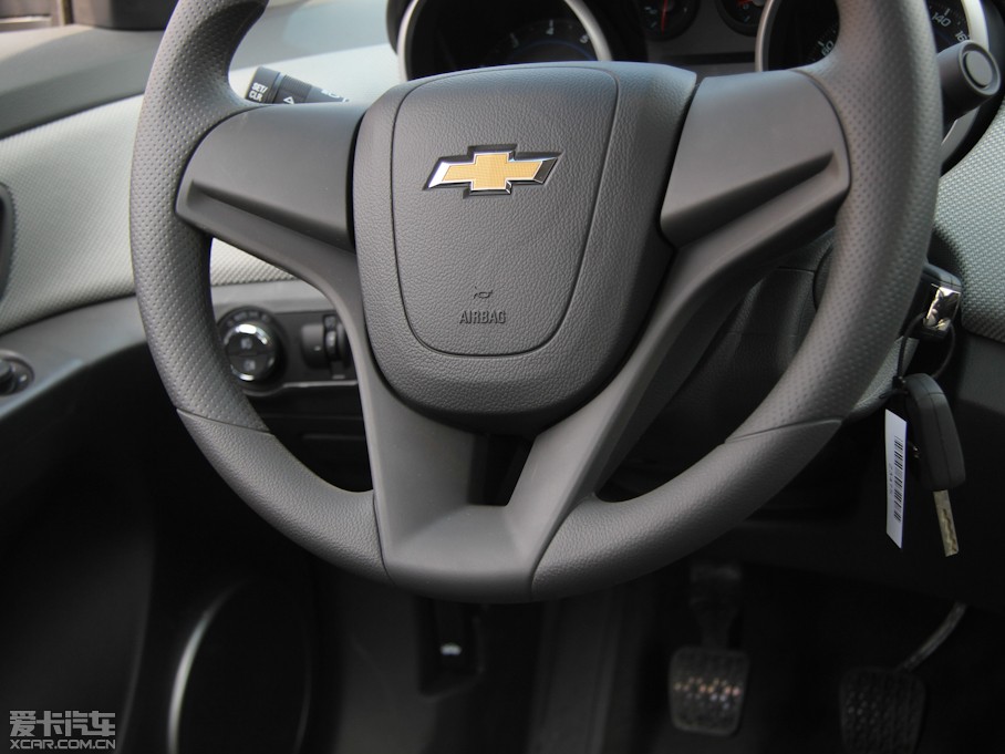 2013�����Ɲ���� 1.6L �ք� SE