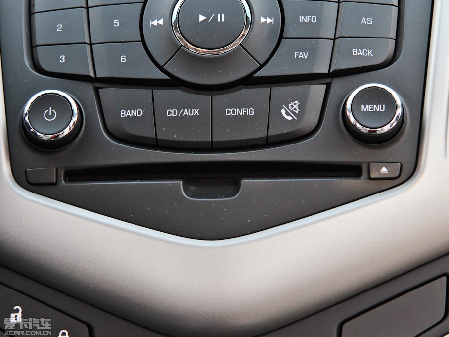 2013�����Ɲ���� 1.6L �ք� SE