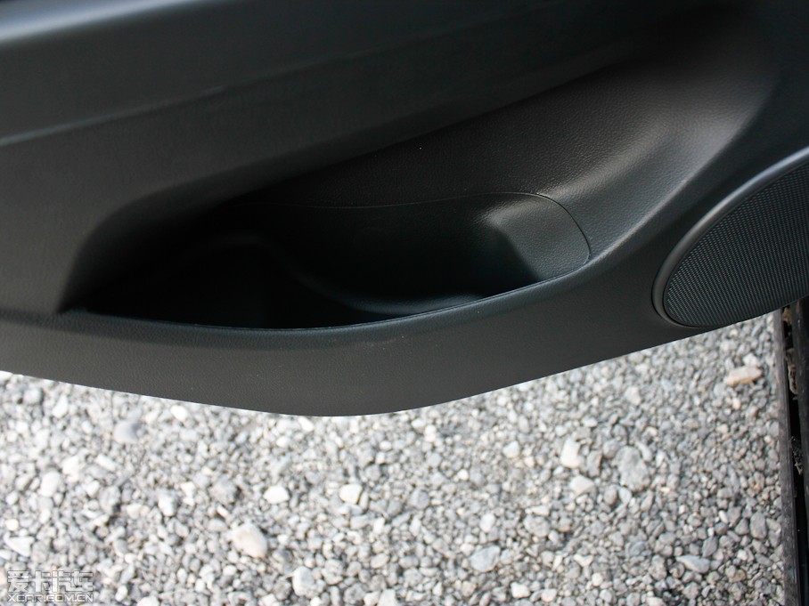 2013�����Ɲ���� 1.6L �Ԅ� SL��ذ� 