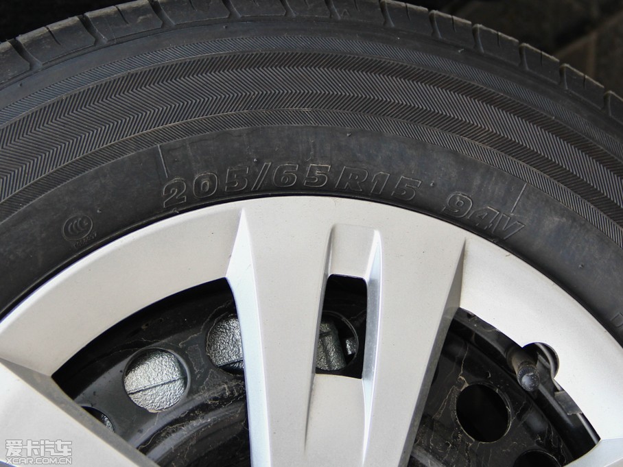 2013Ɲ 1.6L ք SL촰 