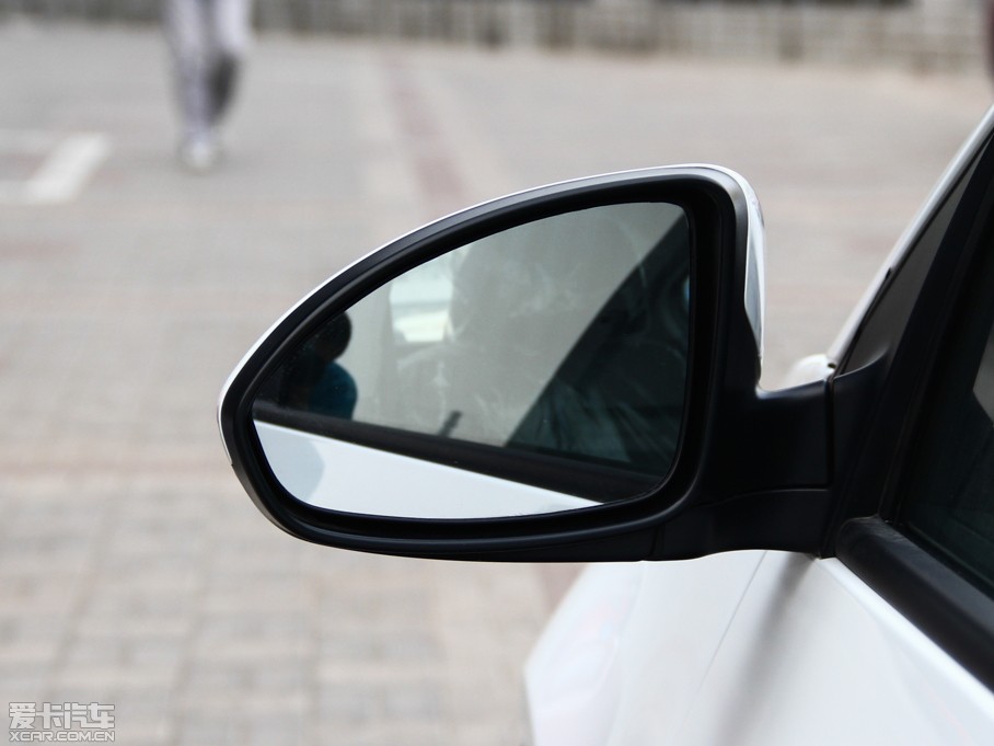 2013Ɲ 1.6L ք SL촰 