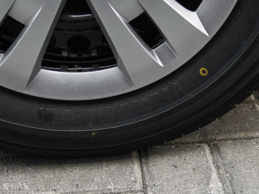 2013Ɲ 1.6L ք SL촰 