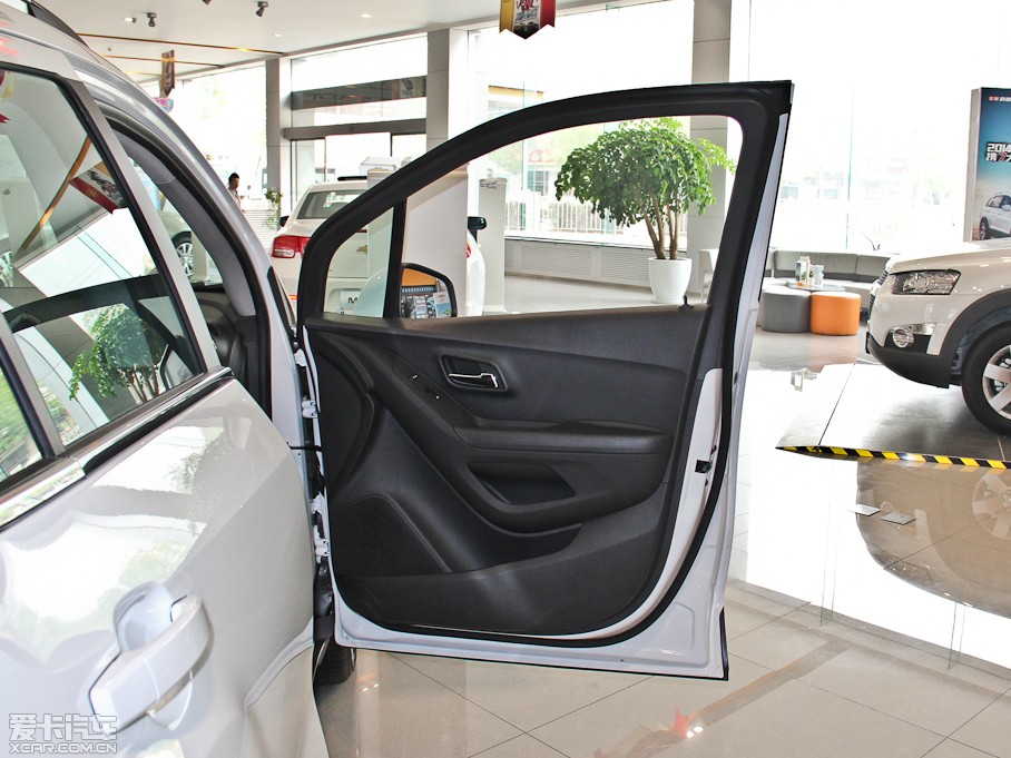 2014(chung) 1.4T ԄӺA