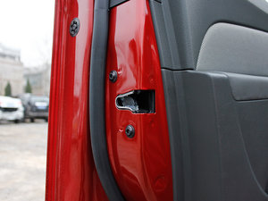 20131.8L Ԅ(dng) SE  g