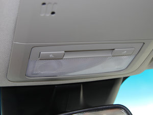 2013款1.6L 自动 SE  空间座椅