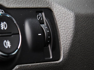 20131.6L Ԅ SE  п؅^