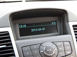 2013款1.6L 自动 SE  中控台显示屏