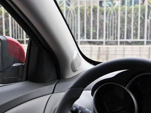 2013款1.6L 手动 SL 空间座椅