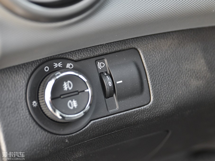 2013ΨW 1.6L SX ԄLӰ