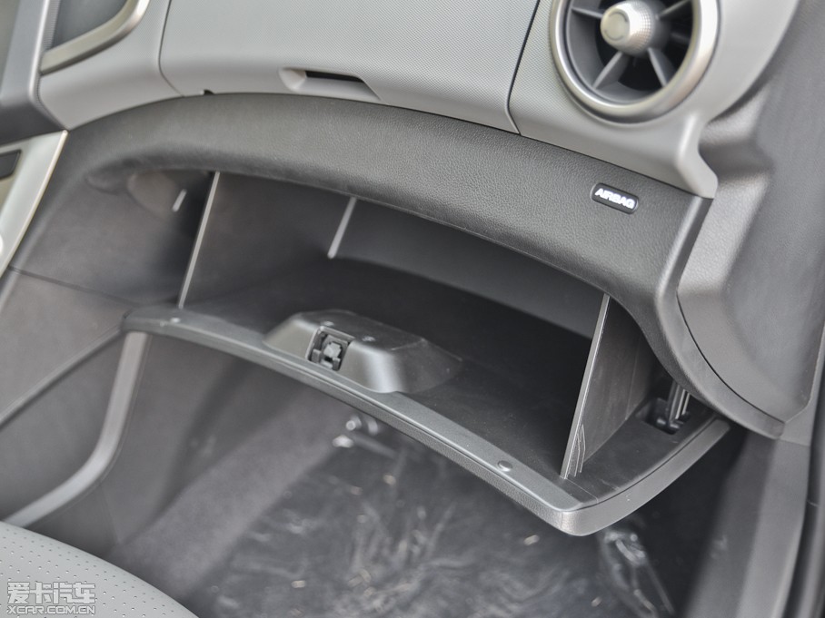 2013ΨW 1.6L SX ԄL(fng)Ӱ