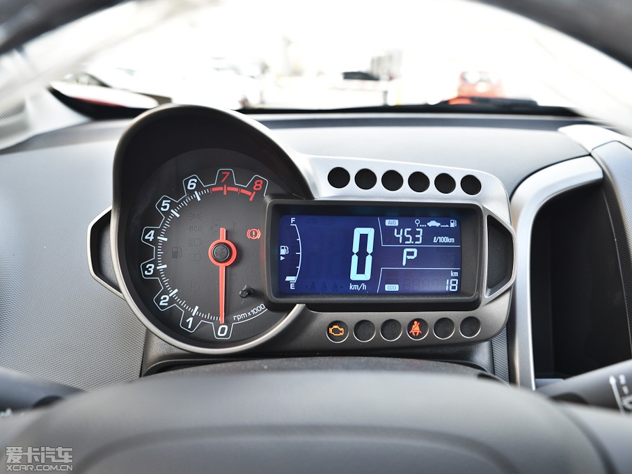 2013ΨW 1.6L SX Ԅ(dng)L(fng)Ӱ